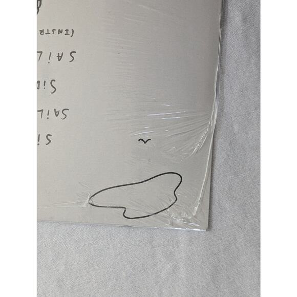 Gigi Perez Signed Sailor Song Cover 7” Vinyl Sealed Brand New Full Signature - Picture 10 of 12